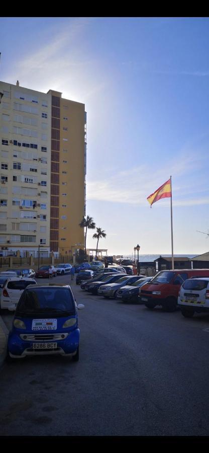 Studio On The Beach Front Malaga Luaran gambar