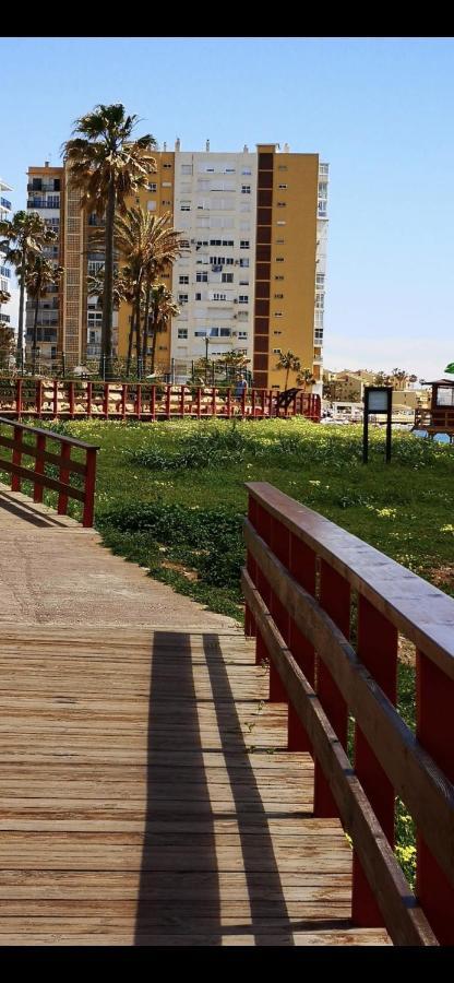 Studio On The Beach Front Malaga Luaran gambar