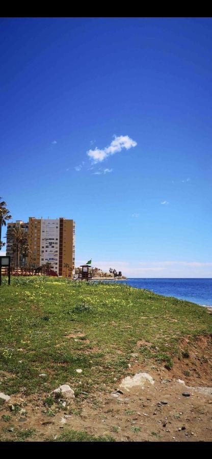 Studio On The Beach Front Malaga Luaran gambar