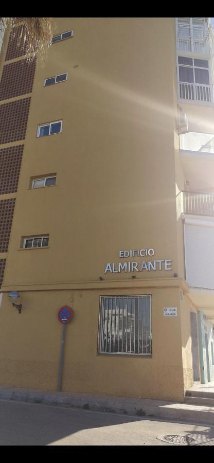 Studio On The Beach Front Malaga Luaran gambar